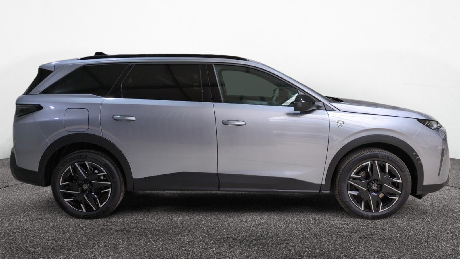 PEUGEOT 5008 HYBRID 145 BVA E-DCS6 7PL GT – Image 3