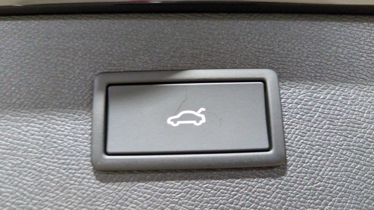 CUPRA FORMENTOR 1.5 ETSI HYBRID 150 BVA DSG7 V + JANTES 18 + TOIT PANO – Image 6