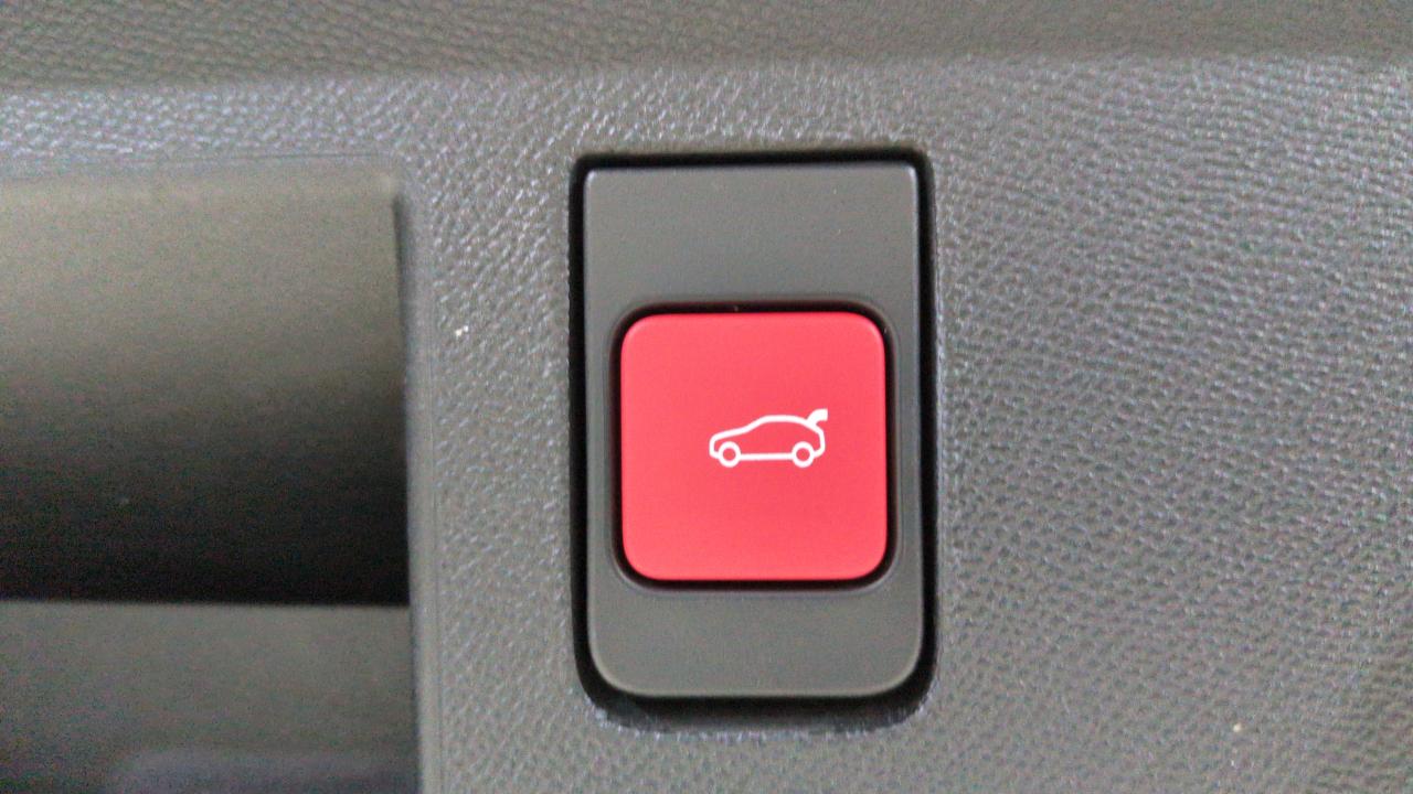 CITROEN C5 AIRCROSS NOUVEAU HYBRIDE 145 BVA E-DCS6 MAX + PARE-BRISE CHAUFFANT – Image 6