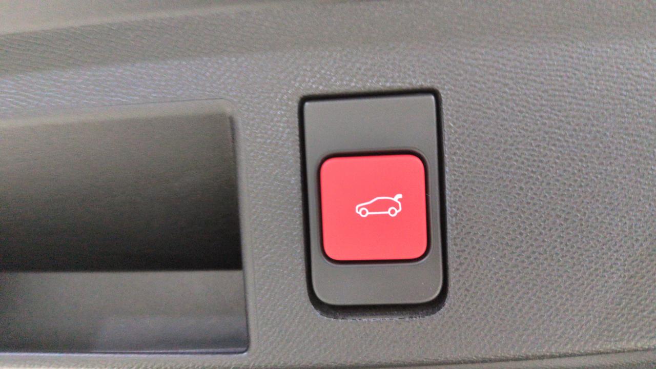 CITROEN C5 AIRCROSS NOUVEAU HYBRIDE 145 BVA E-DCS6 MAX + PARE-BRISE CHAUFFANT – Image 6