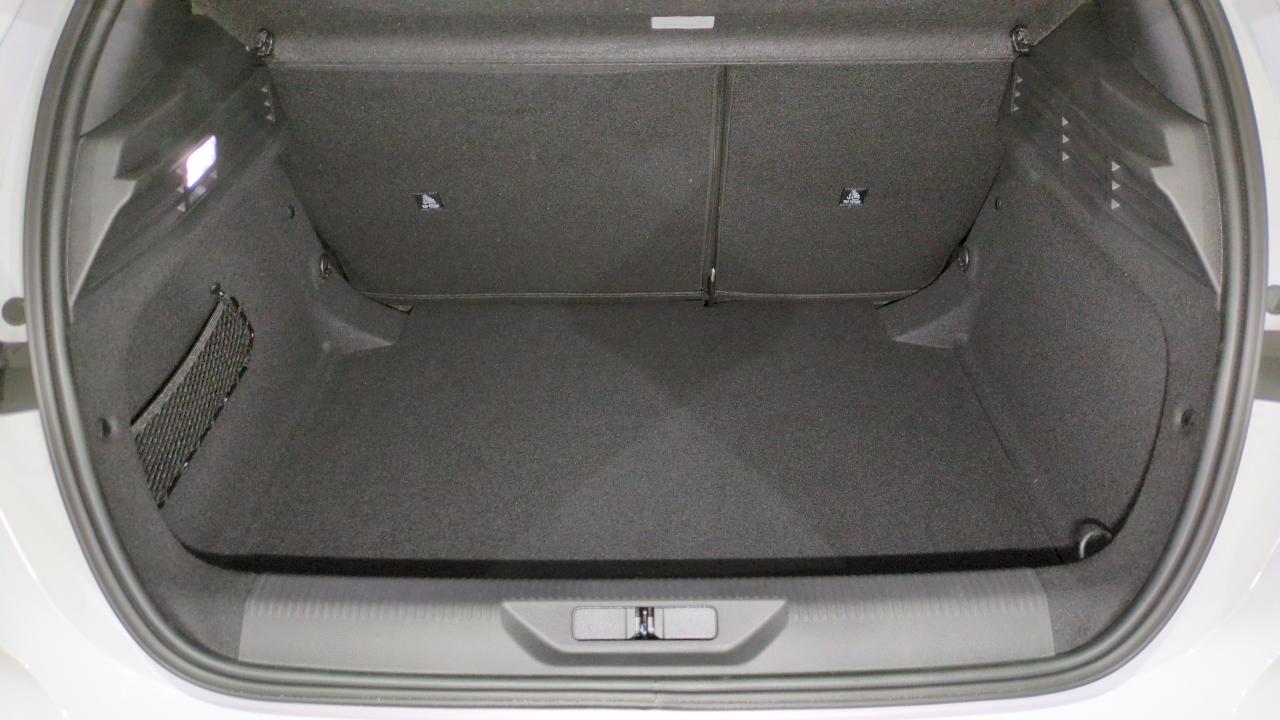 PEUGEOT 308 NOUVELLE HYBRID 145 BVA E-DCS6 ALLURE + PACK VISION 360 + PACK CONFORT + PACK ACCESS – Image 5