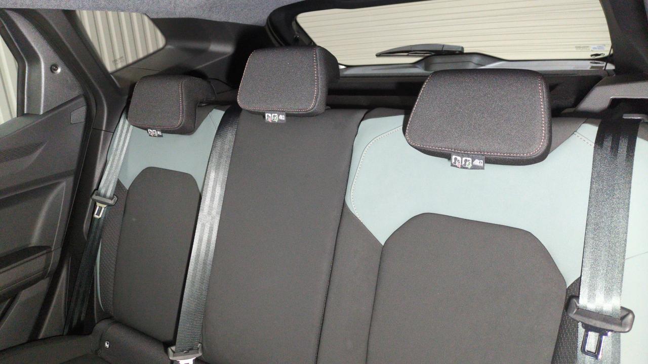 DACIA DUSTER HYBRID-G 150 BVA 4X4 EXTREME + PACK CITY + PACK TECHNO – Image 7